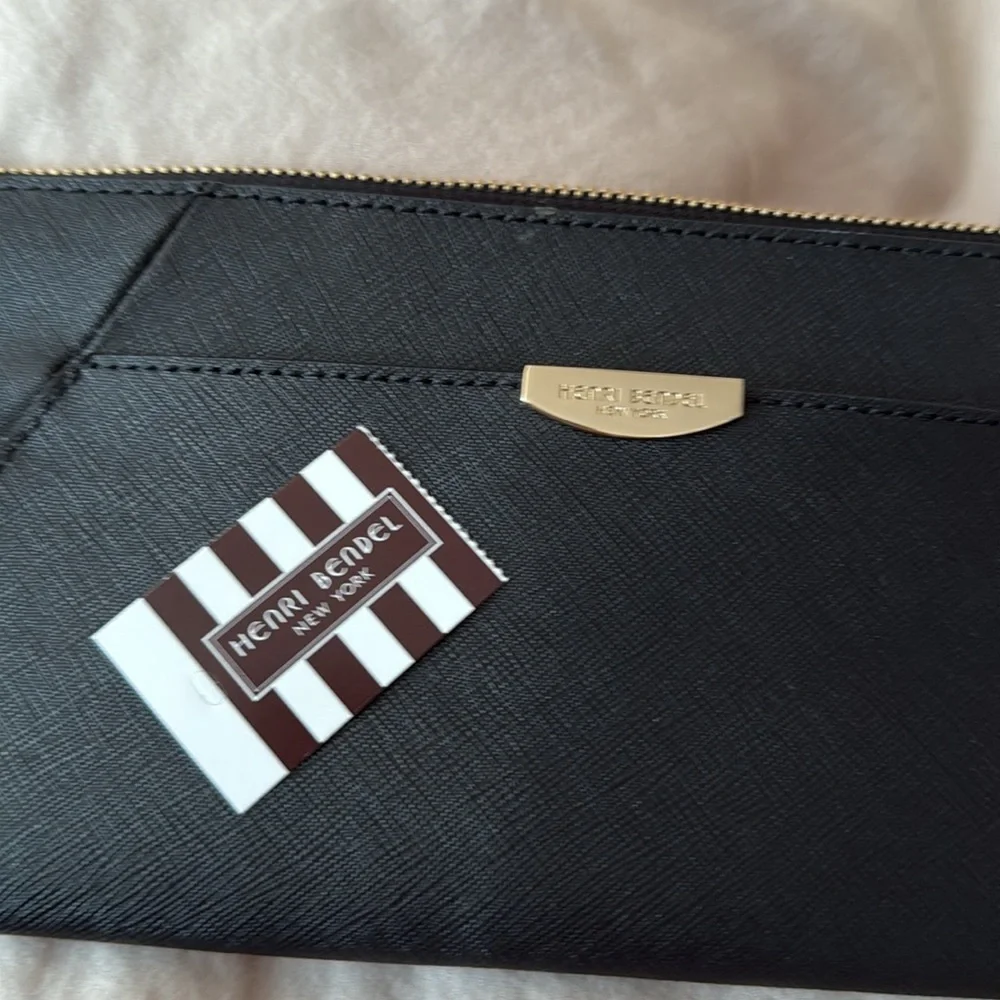 Henry Bendel Black Leather Wristlet Clutch - Picture 11 of 11